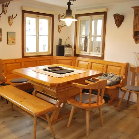 샬레 Uriges Bauernhaus Im Zentrum Schladmings
