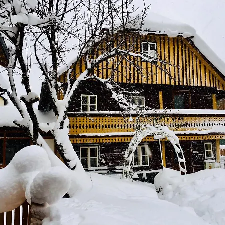 Uriges Bauernhaus Im Zentrum Schladmings *